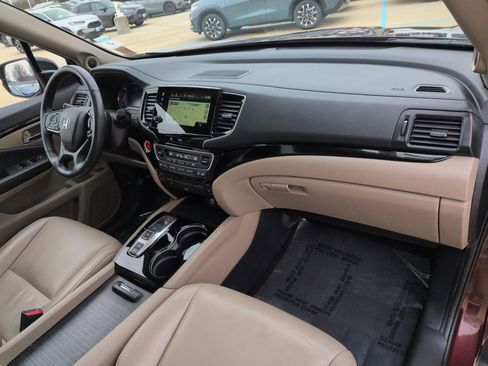 Certified 2020 Honda Pilot Touring image 35