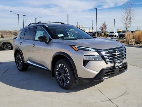 New 2026 Nissan Rogue Platinum w/ Platinum Premium Package image 4