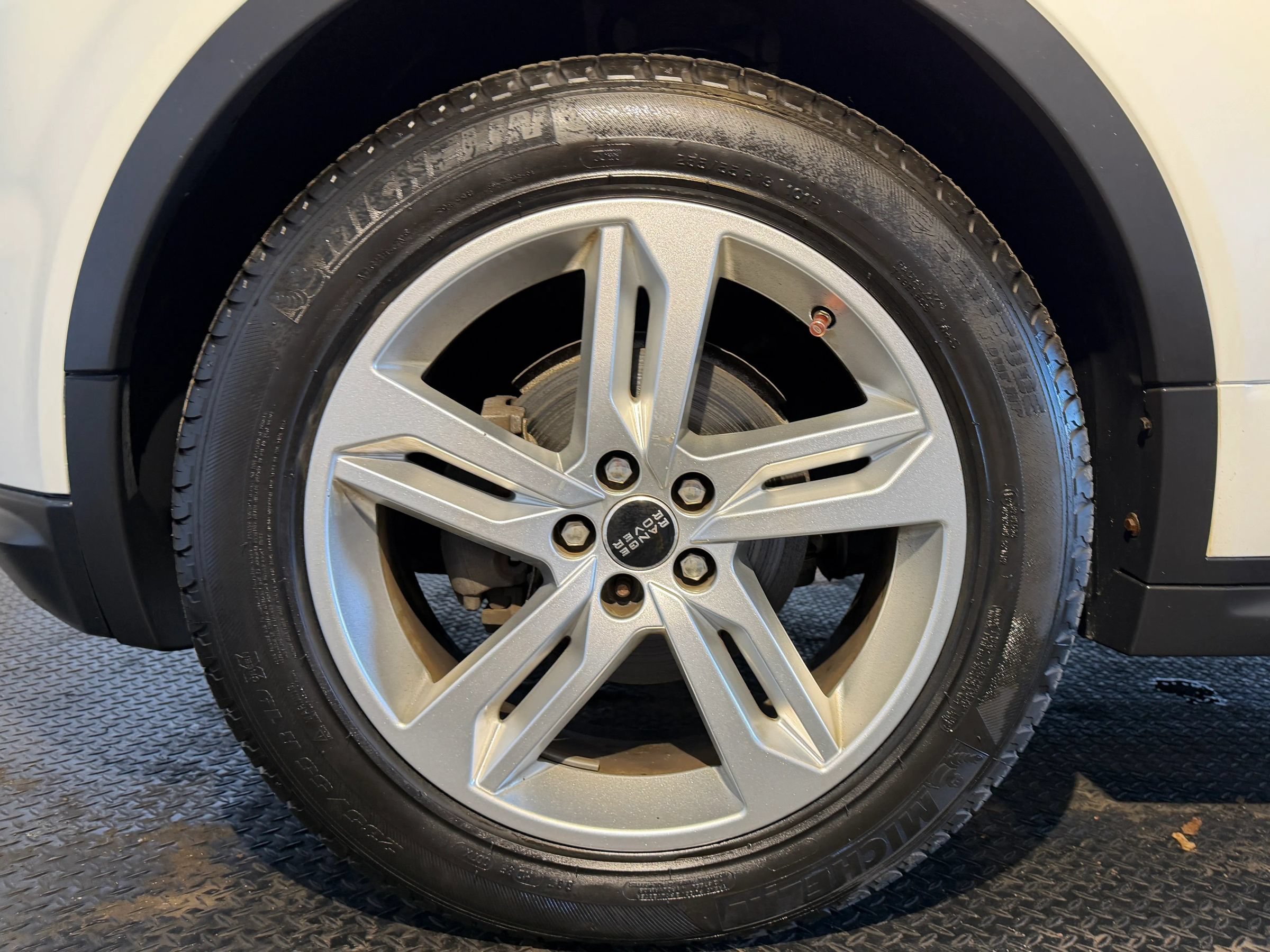 Used 2012 Land Rover Range Rover Evoque Dynamic AWD/4WD image 11