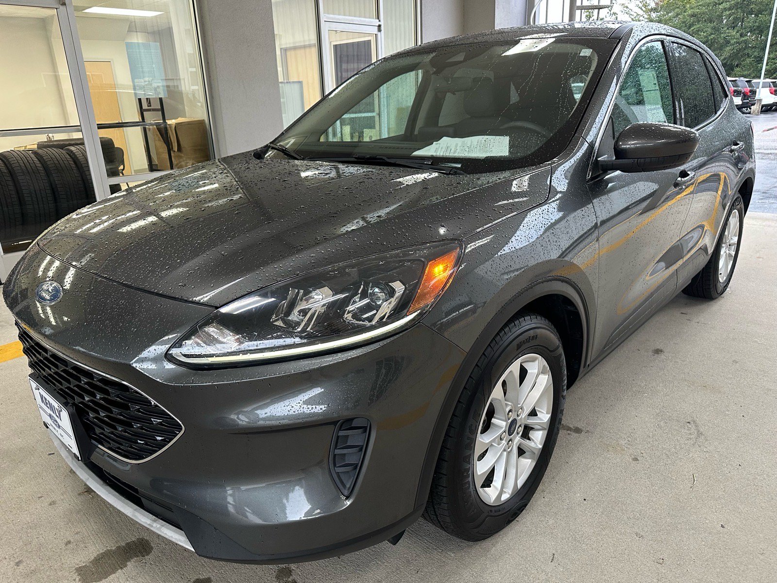 Certified 2020 Ford Escape SE FWD image 3