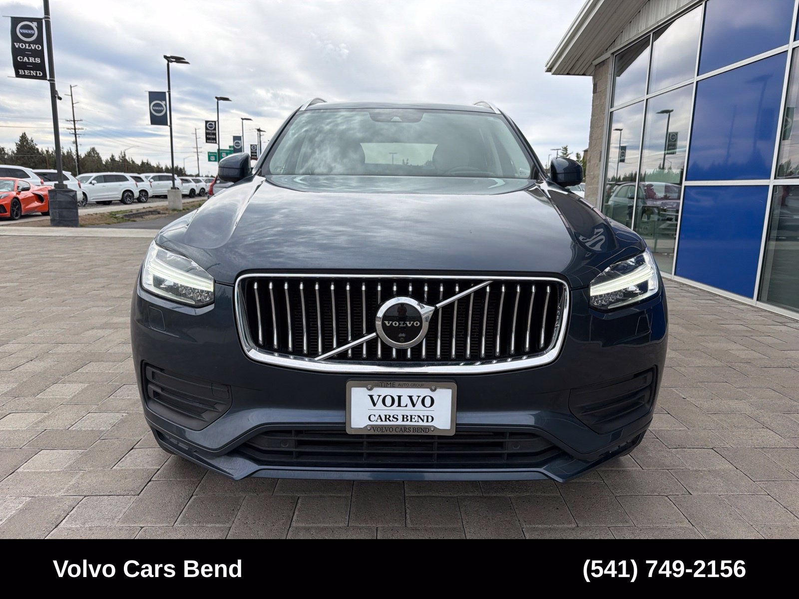 Used 2020 Volvo XC90 T6 Momentum w/ Protection Package Premier AWD/4WD image 3