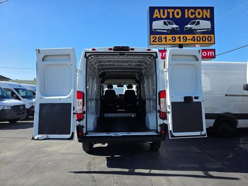 Used 2023 RAM ProMaster 2500 image 11