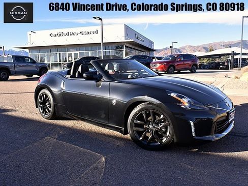 Used 2019 Nissan 370Z Touring image 1