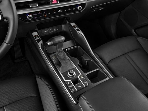 Used 2024 Kia Sorento S w/ Panoramic Sunroof Package image 9