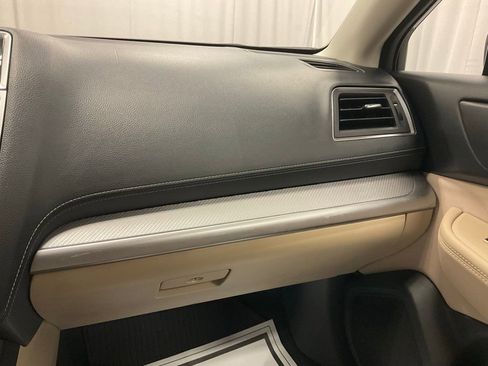 Used 2019 Subaru Outback 2.5i Premium image 28