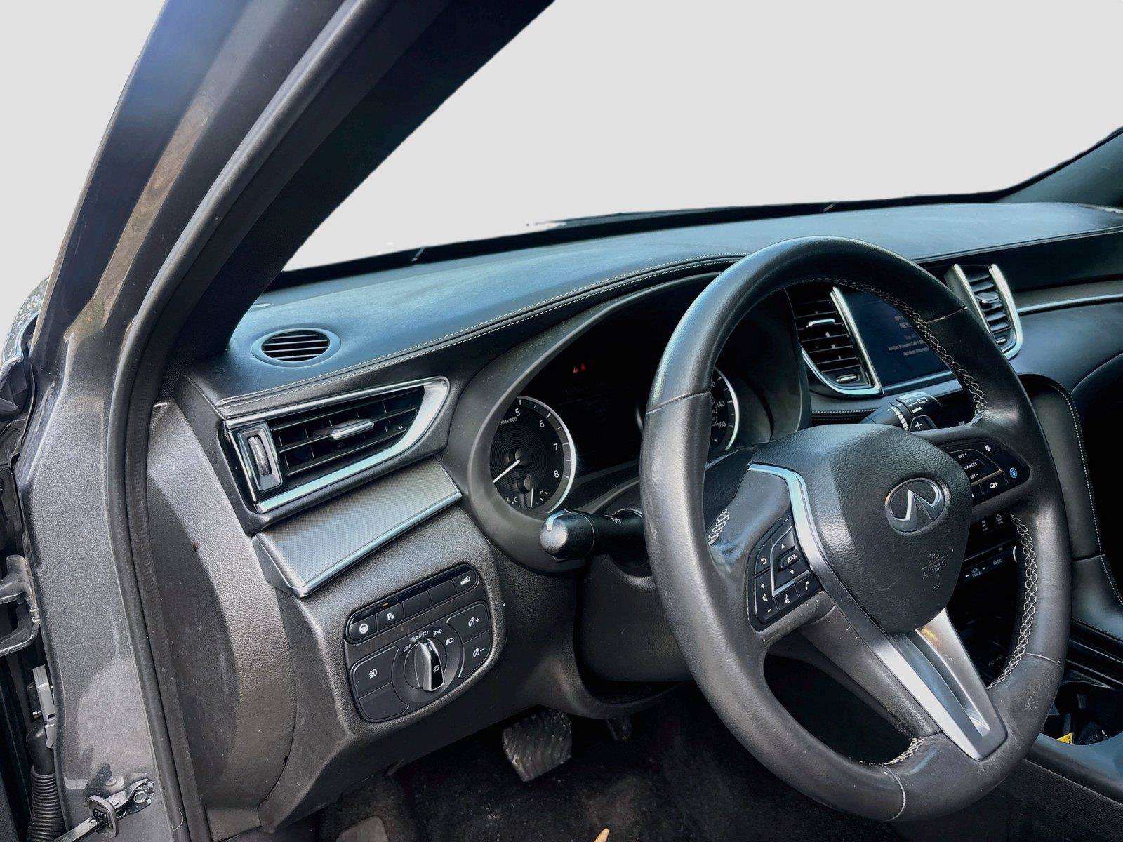 Used 2023 INFINITI QX55 Luxe w/ Cargo Package AWD/4WD image 22