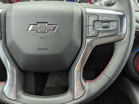 Used 2025 Chevrolet Blazer RS w/ Enhanced Convenience Package image 22