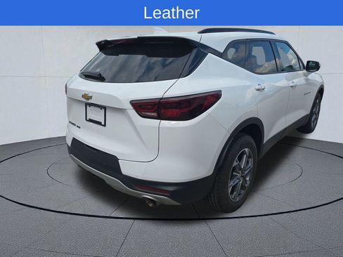 Used 2023 Chevrolet Blazer LT AWD/4WD image 4