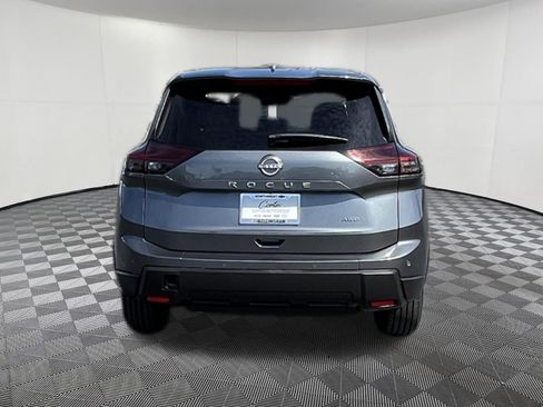 Used 2025 Nissan Rogue SV AWD/4WD image 5