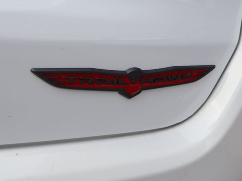 Used 2023 Jeep Compass Trailhawk image 13