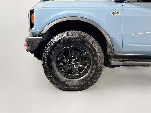 Used 2023 Ford Bronco Wildtrak AWD/4WD image 24
