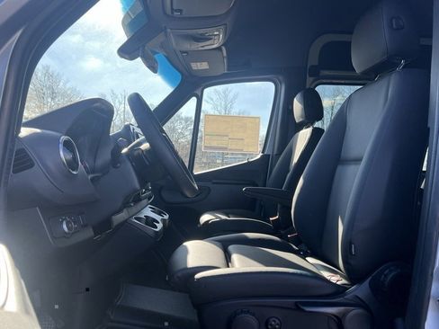 New 2025 Mercedes-Benz Sprinter 2500 image 14
