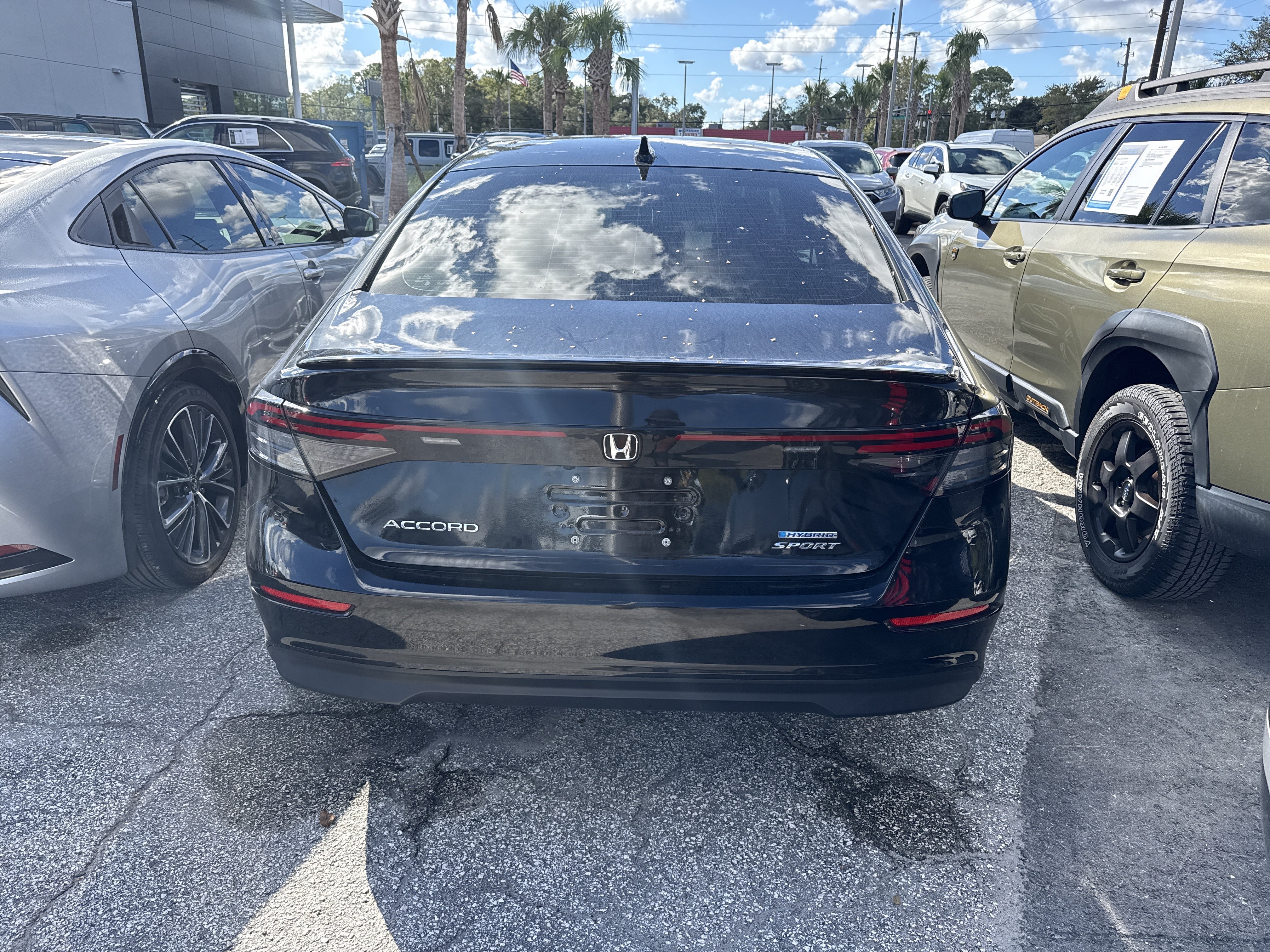 Used 2023 Honda Accord Sport image 4