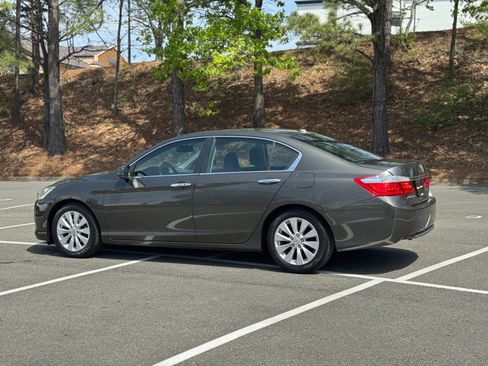 Used 2013 Honda Accord EX-L image 7