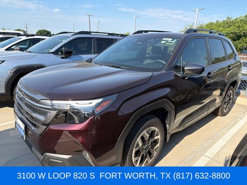 Used 2026 Subaru Forester Premium AWD/4WD image 1