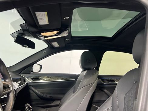 Used 2023 BMW 530e 530e iPerformance w/ M Sport Package image 20