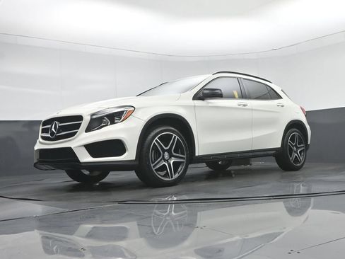 Used 2016 Mercedes-Benz GLA 250 image 52