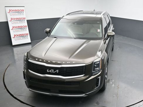 Used 2022 Kia Telluride S image 12