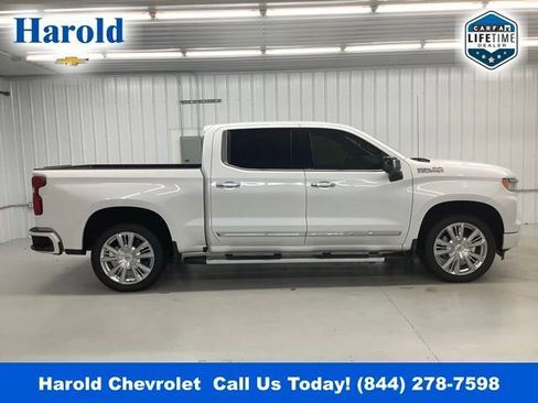 Used 2024 Chevrolet Silverado 1500 High Country w/ High Country Premium Package image 6