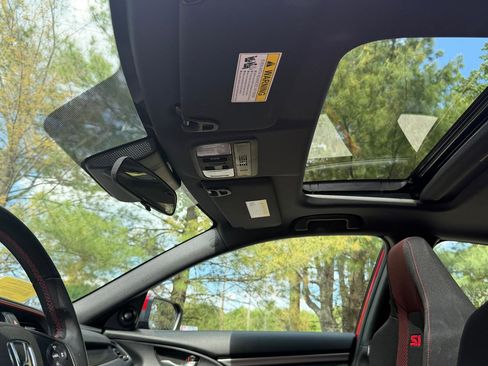 Used 2020 Honda Civic Si image 8