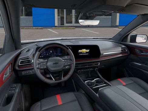 New 2026 Chevrolet Traverse RS w/ LPO, Floor Liner Package FWD image 15