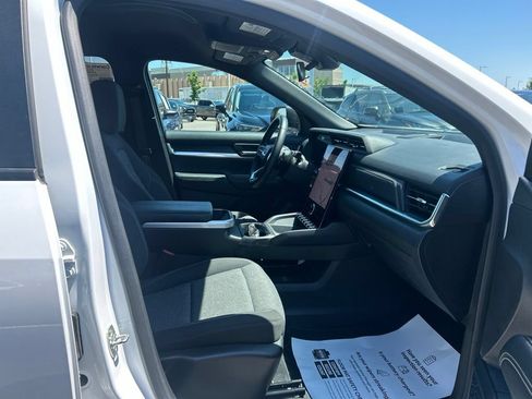 Used 2025 GMC Terrain Elevation AWD/4WD image 11