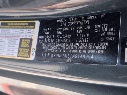 Certified 2022 Kia Carnival EX FWD image 43