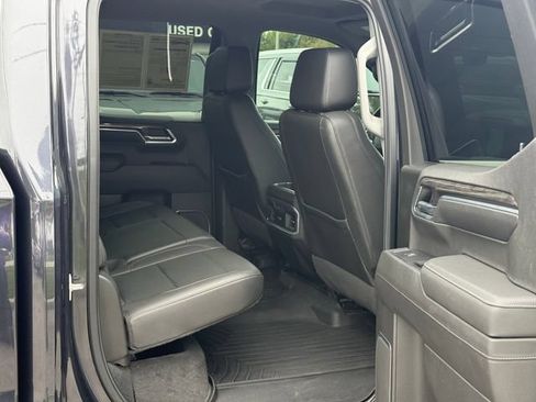 Used 2022 Chevrolet Silverado 1500 LTZ w/ Technology Package AWD/4WD image 30