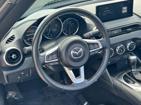 Used 2025 MAZDA MX-5 Miata RF Grand Touring RWD image 34