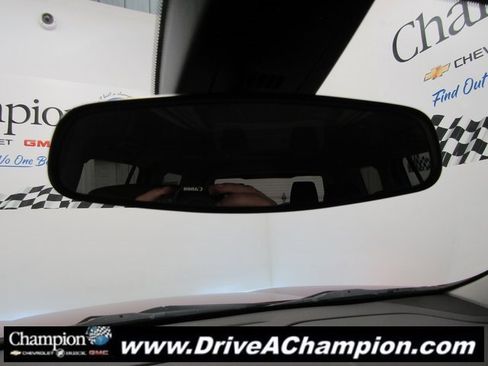 Used 2023 GMC Acadia SLE image 34