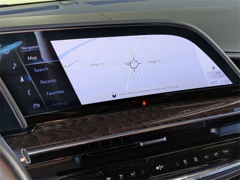 Used 2023 Cadillac Escalade Premium Luxury Platinum w/ Heavy-Duty Trailer Package image 21