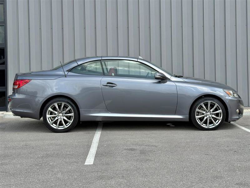 Used 2015 Lexus IS 250C w/ Luxury Package RWD image 4