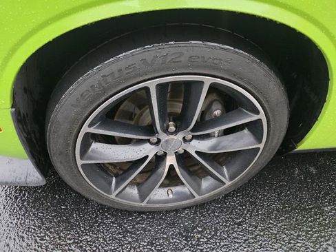 Used 2015 Dodge Challenger R/T Scat Pack RWD image 10