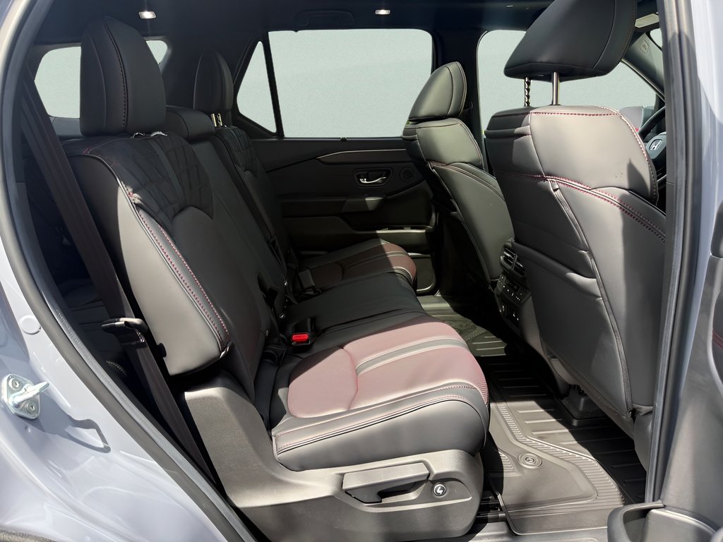 New 2026 Honda Pilot Black Edition image 14