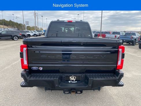 Used 2025 Ford F250 Platinum image 5