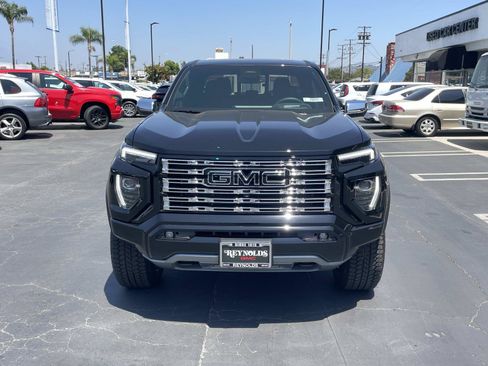 New 2026 GMC Canyon Denali w/ LPO, Denali Black Edition AWD/4WD image 2