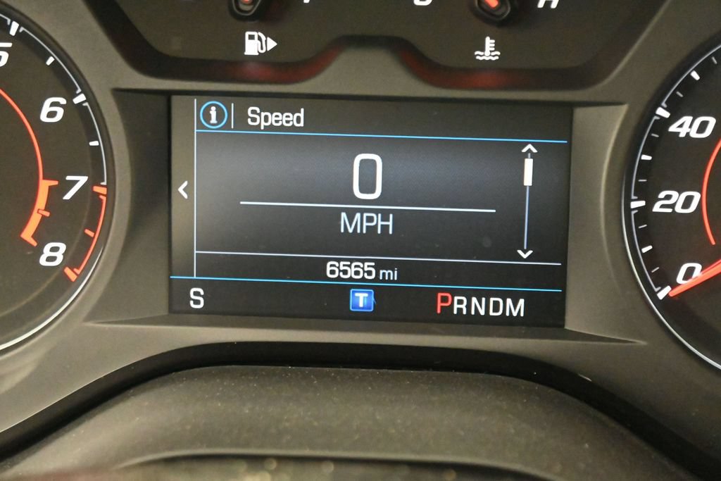 Used 2022 Chevrolet Camaro LT RWD image 17