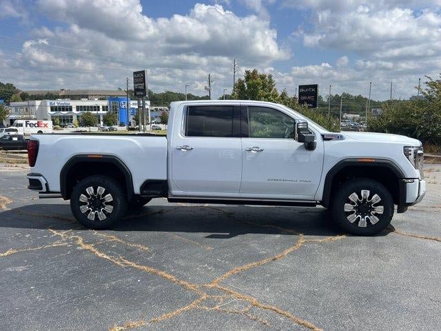 New 2026 GMC Sierra 3500 Denali w/ Denali Reserve Package AWD/4WD image 4