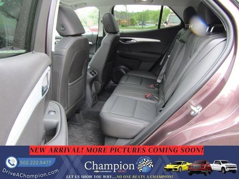 Used 2024 Buick Envision Avenir AWD/4WD image 9
