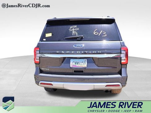 Used 2024 Ford Expedition Limited RWD image 14