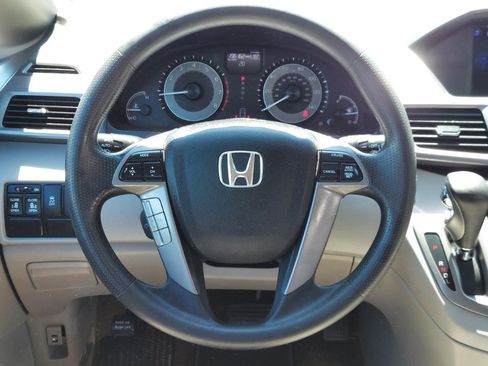 Used 2014 Honda Odyssey EX image 12