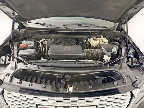 Used 2021 GMC Yukon Denali w/ Denali Premium Package image 33