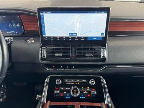 Used 2023 Lincoln Navigator L Reserve image 32