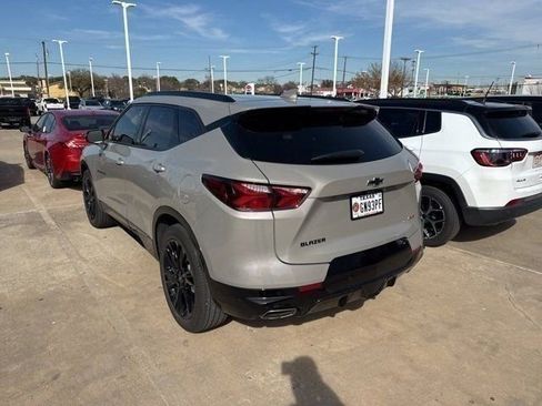 Used 2021 Chevrolet Blazer RS w/ Enhanced Convenience Package image 6