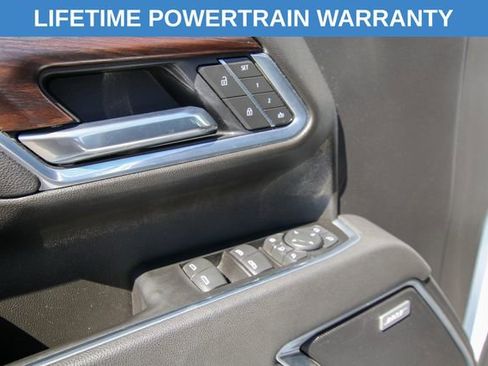 Used 2025 GMC Sierra 3500 SLT w/ SLT Premium Package AWD/4WD image 19
