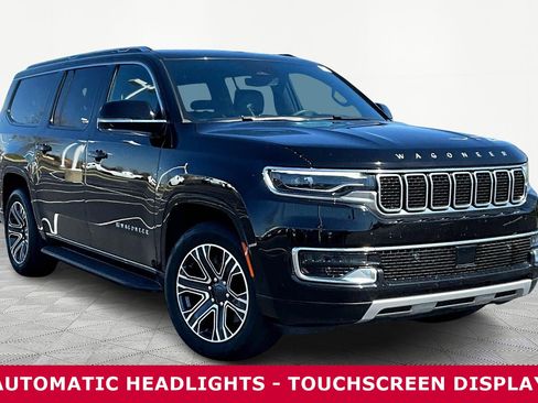 Used 2024 Jeep Wagoneer L Series II w/ Flexible Seating Group AWD/4WD image 3