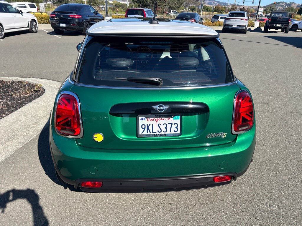 Used 2024 MINI Cooper SE FWD image 4