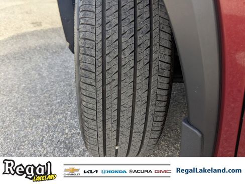 Used 2024 Nissan Kicks SV image 31