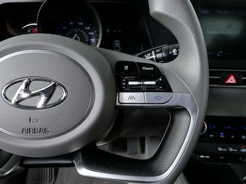 Used 2023 Hyundai Elantra SEL FWD image 10