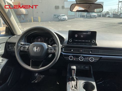 Used 2025 Honda Civic LX image 17
